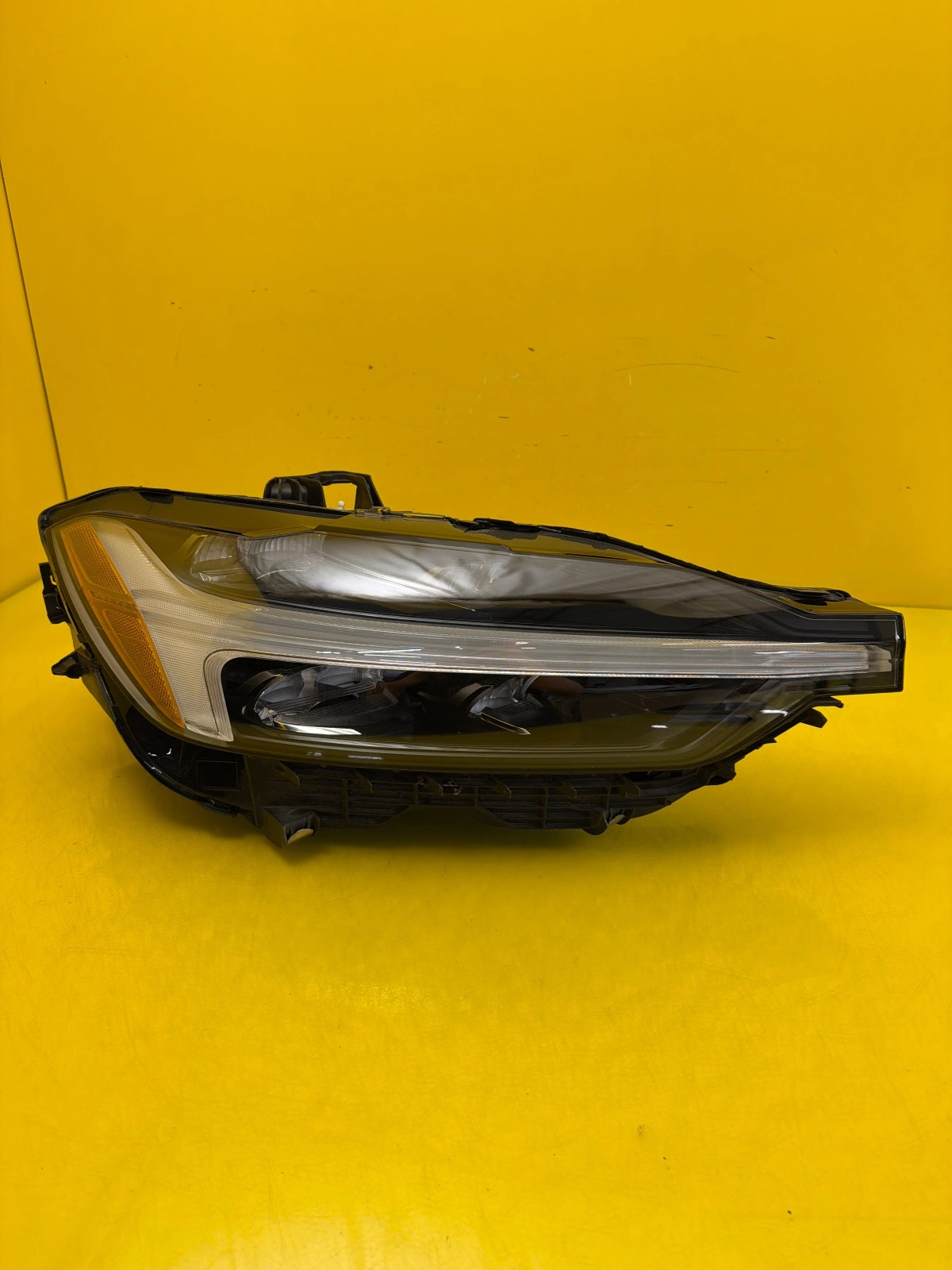 Far Dreapta Full LED Volvo XC60 II Lift