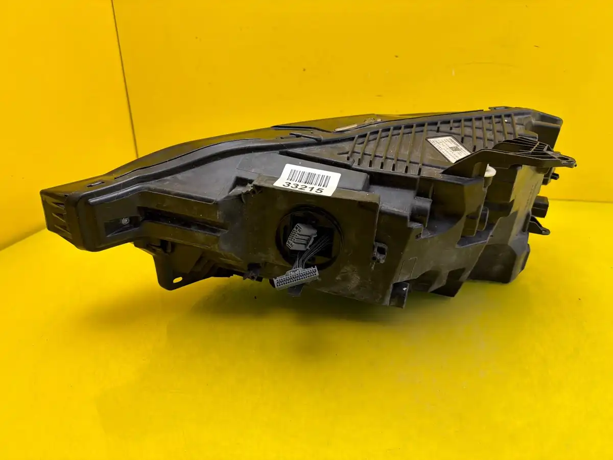 Far Dreapta Volvo XC60 II Lift 20- Full LED