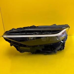 Far Toyota BZ4X Full LED