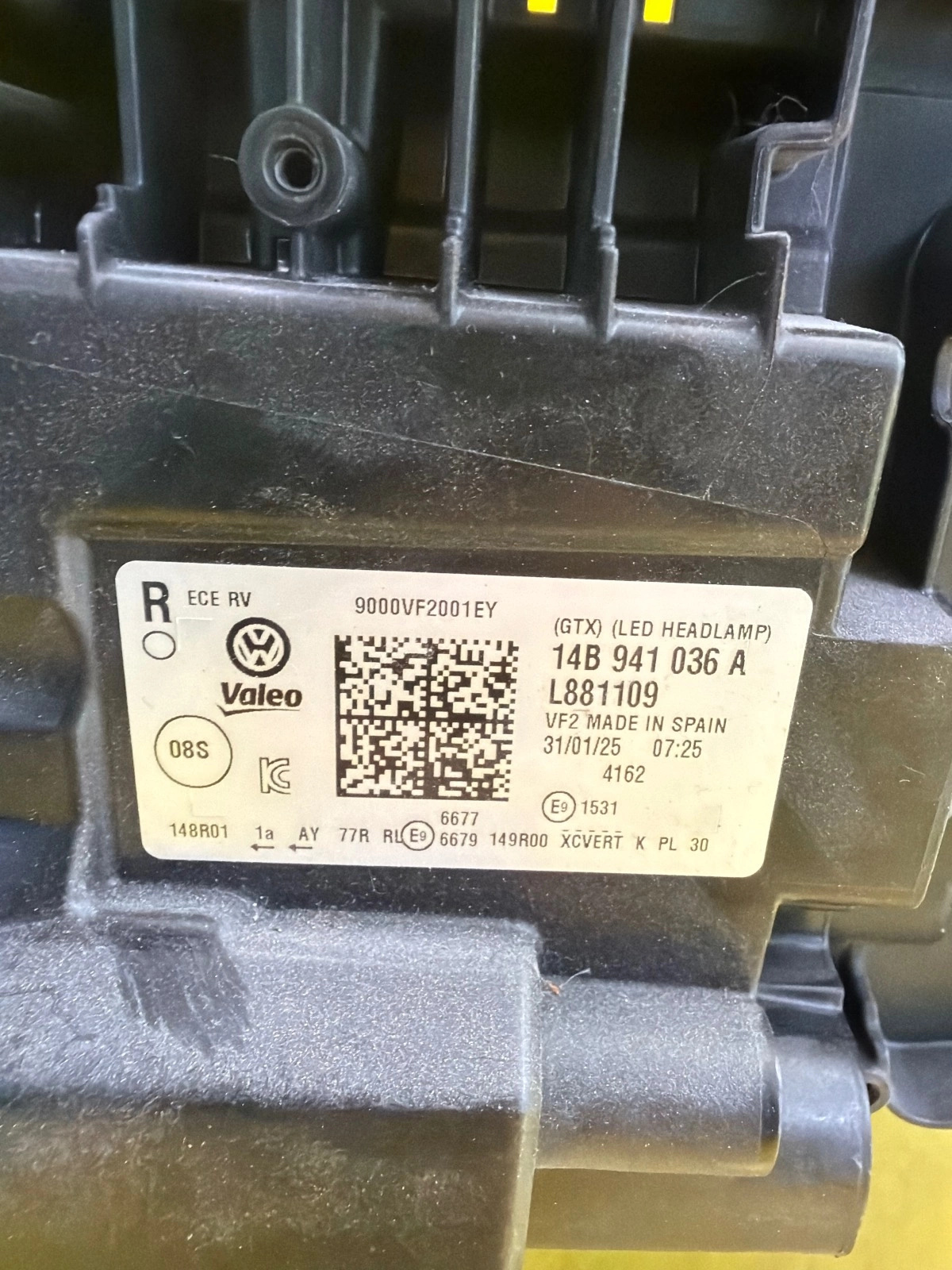 Far dreapta Full LED OEM 33219 - Image 3