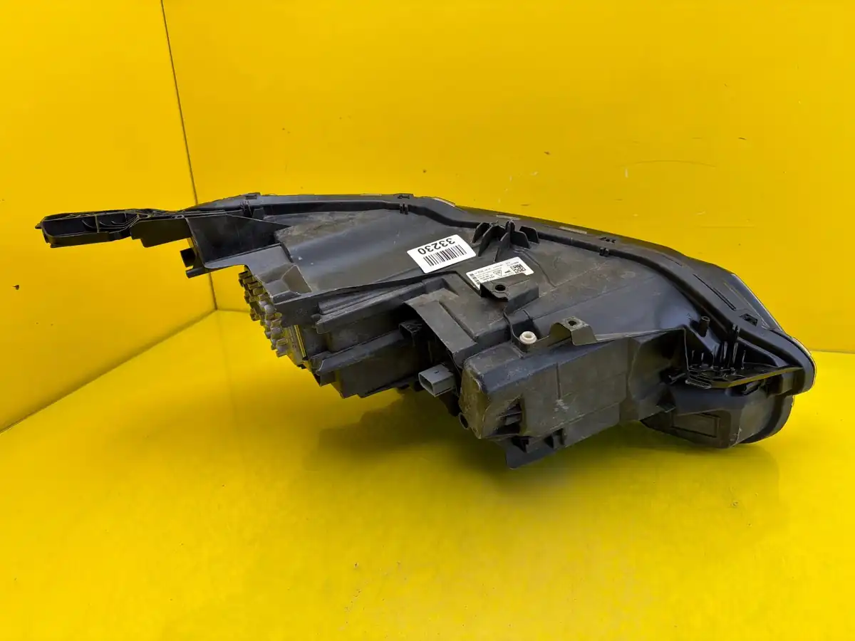 Far Peugeot 3008 II Full LED