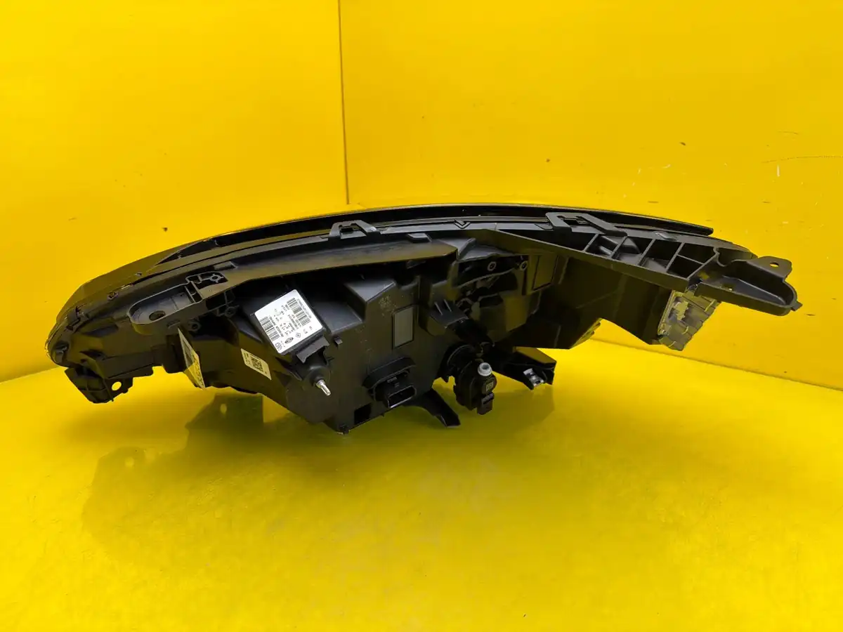 Far Dreapta Renault Clio V Full LED