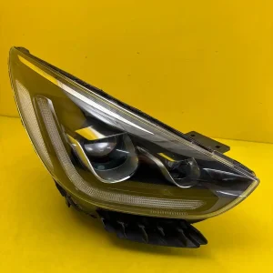Far Dreapta Kia Niro Lift Full LED