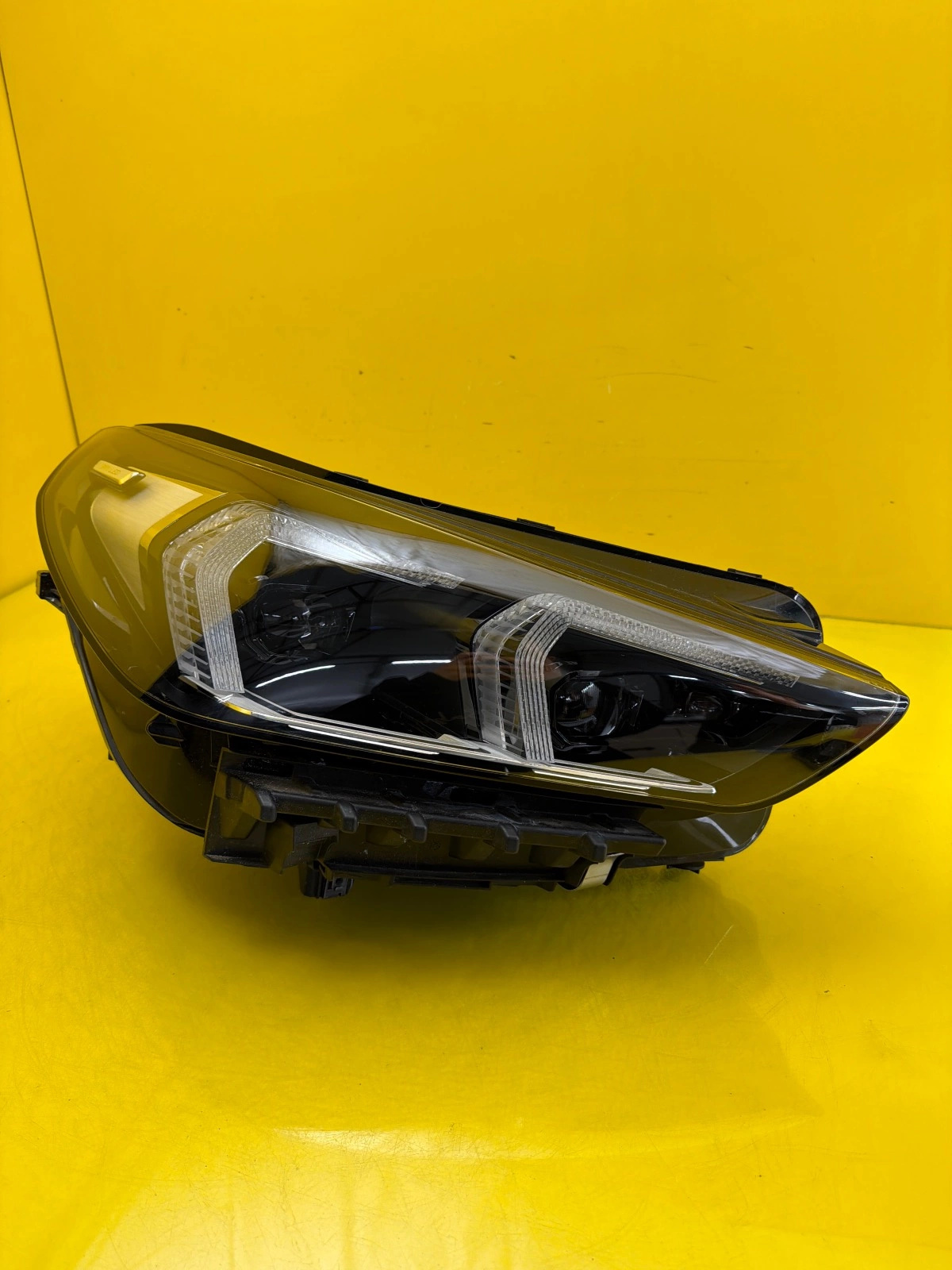 Far dreapta Full LED BMW X1 U11 OEM 5A5BD48-02