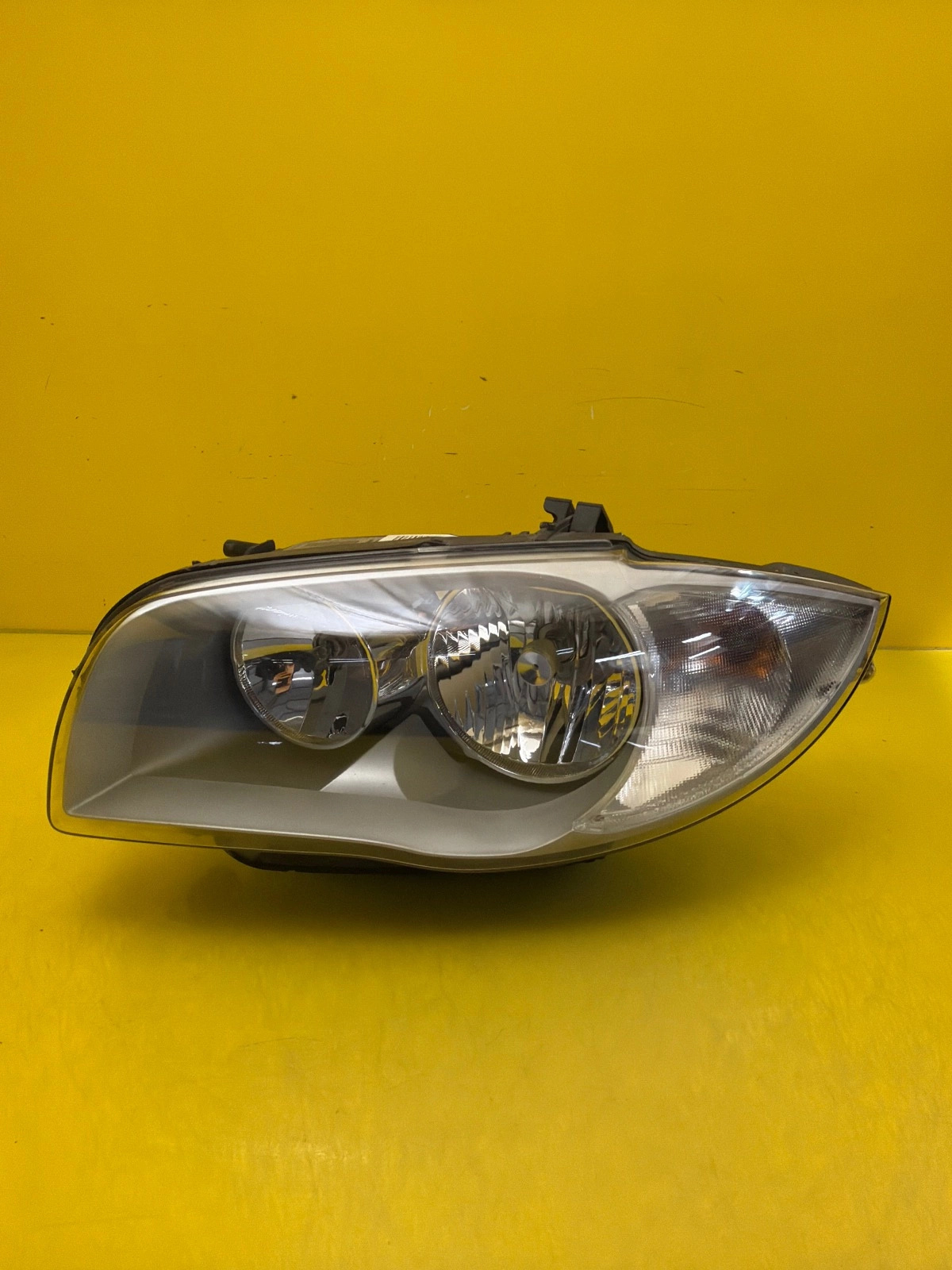 Far stânga BMW Seria 1 E81 OEM 6924487-13