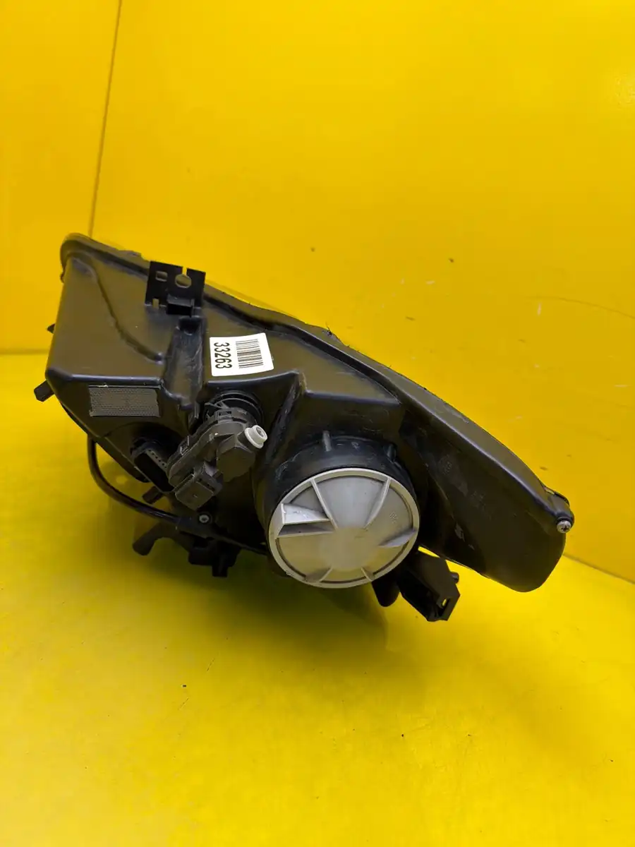 Far Dreapta Ford Mustang VI 15 Xenon