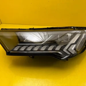 Far Audi Q7 4M Lift Matrix Full LED