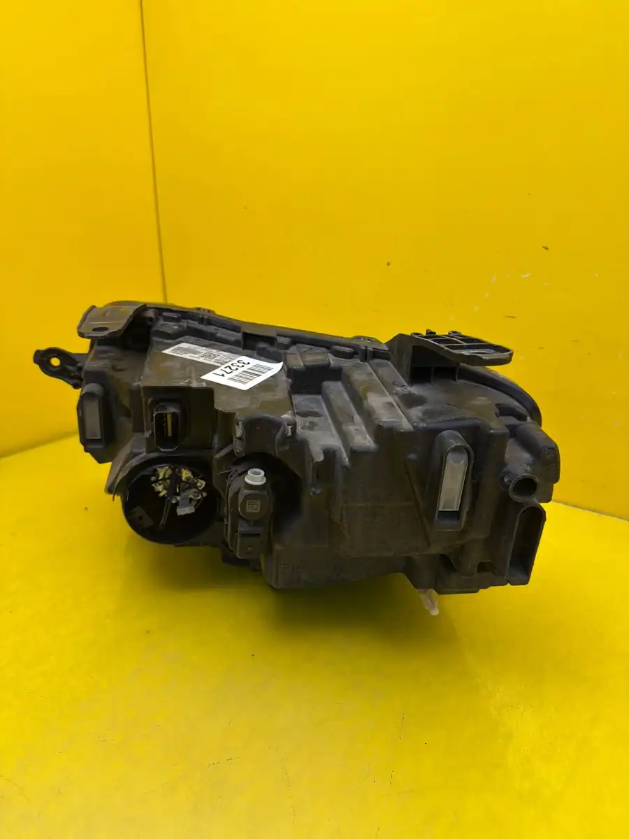 Far Dreapta Dacia Duster II 21- Lift Full LED
