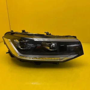 Far Dreapta VW T-Cross Full LED