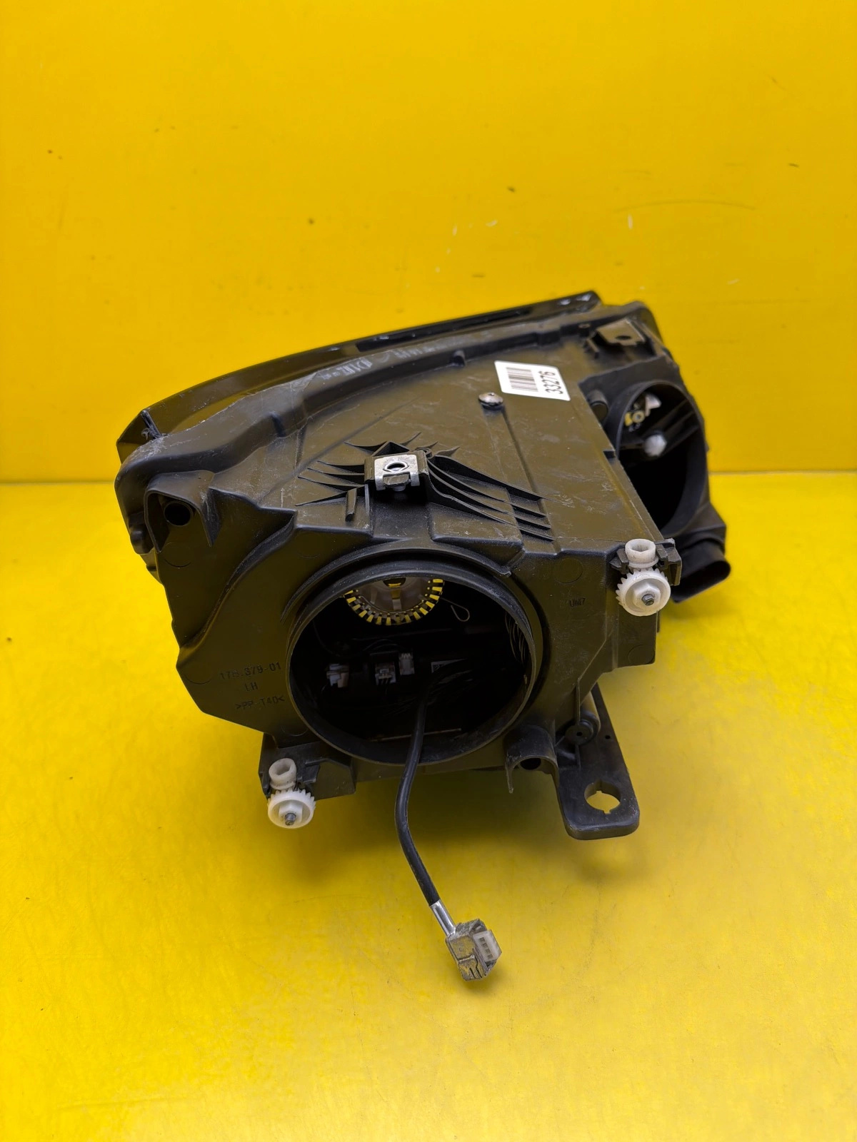 Far VW Tiguan 5N1 Lift Bixenon - Image 5
