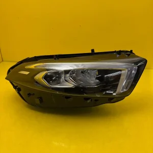 Far Dreapta Mercedes A-Class W177 19- Full LED