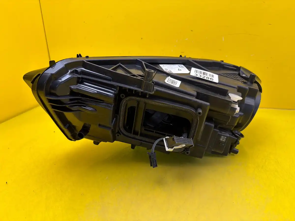 Far Dreapta Mercedes A-Class W177 19- Full LED