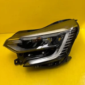 Far Renault Captur II Full LED