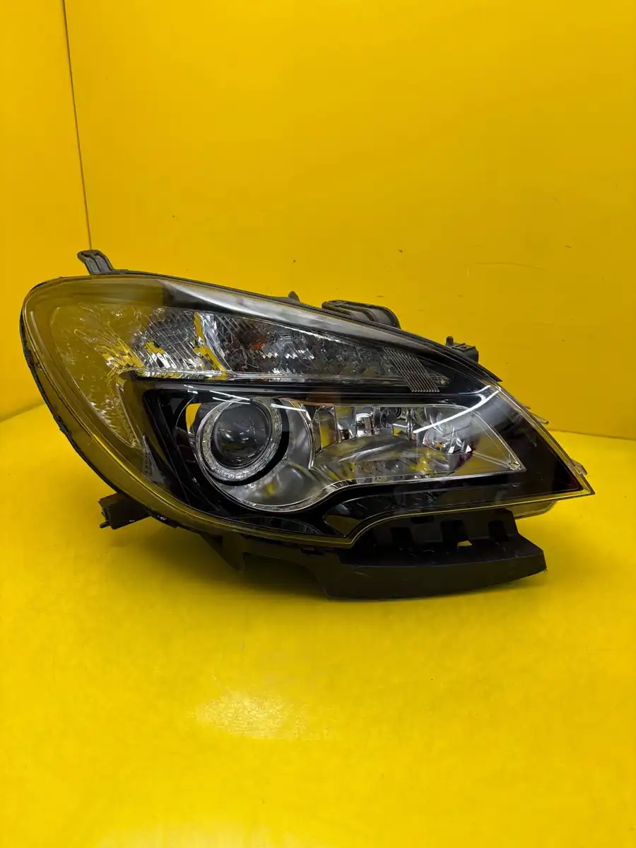 Far Dreapta Opel Mokka A 12- Xenon