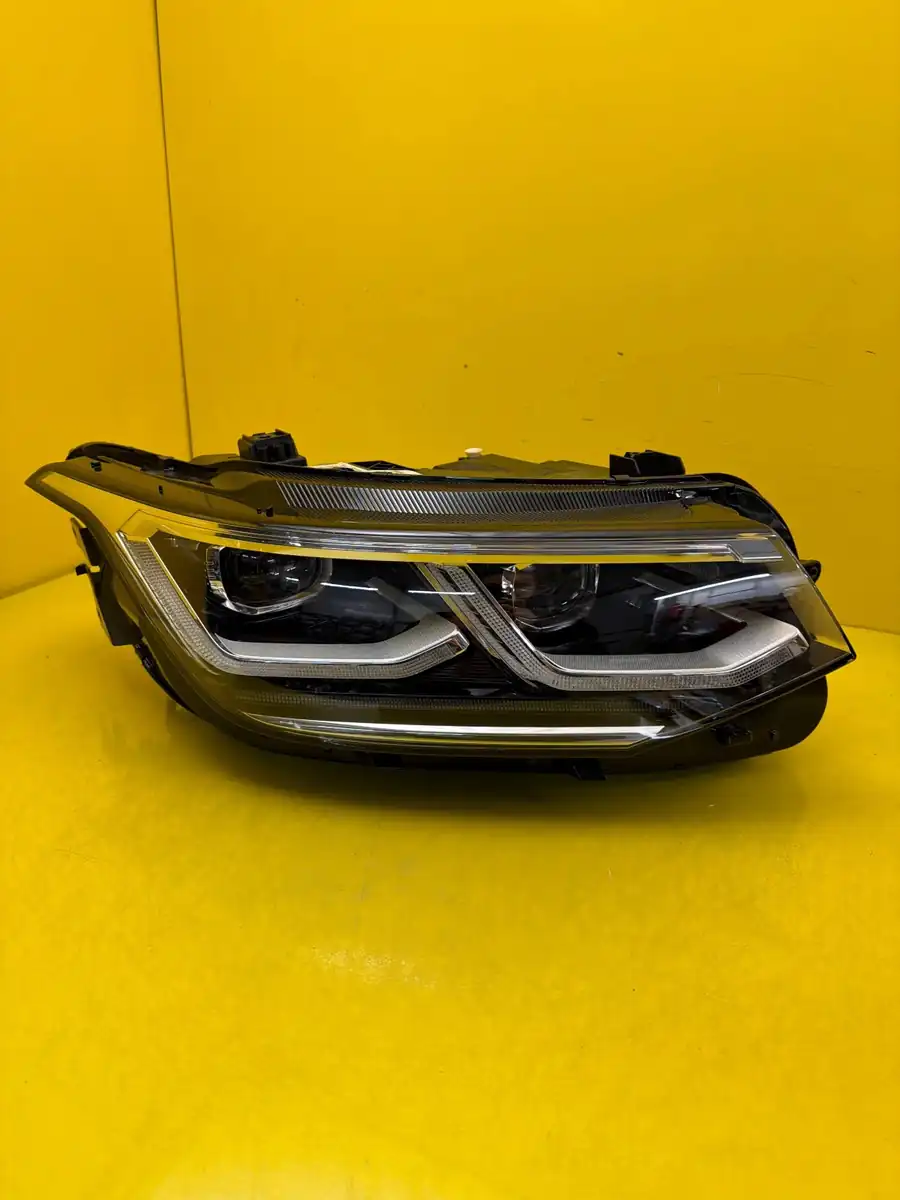 Far Dreapta VW Tiguan II Lift Full LED