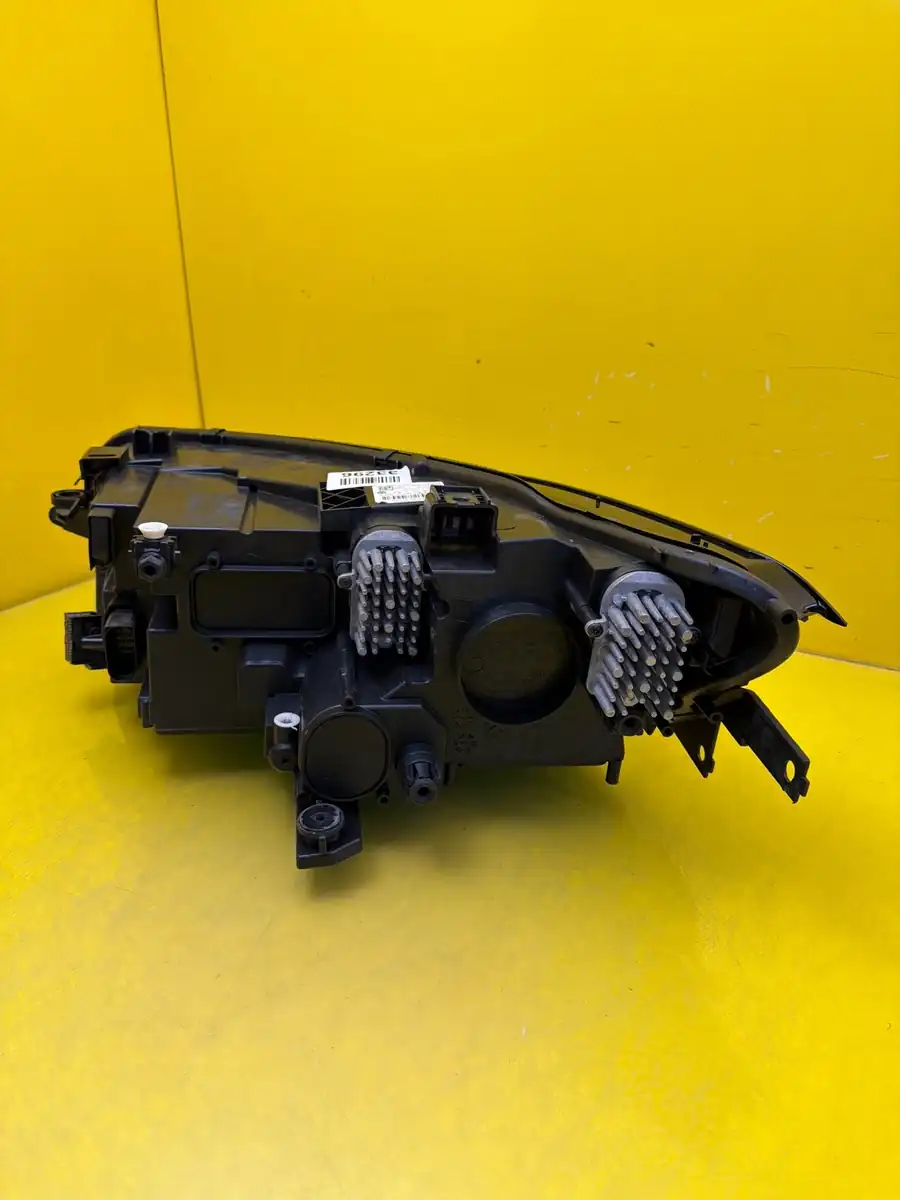 Far Dreapta VW Tiguan II Lift Full LED