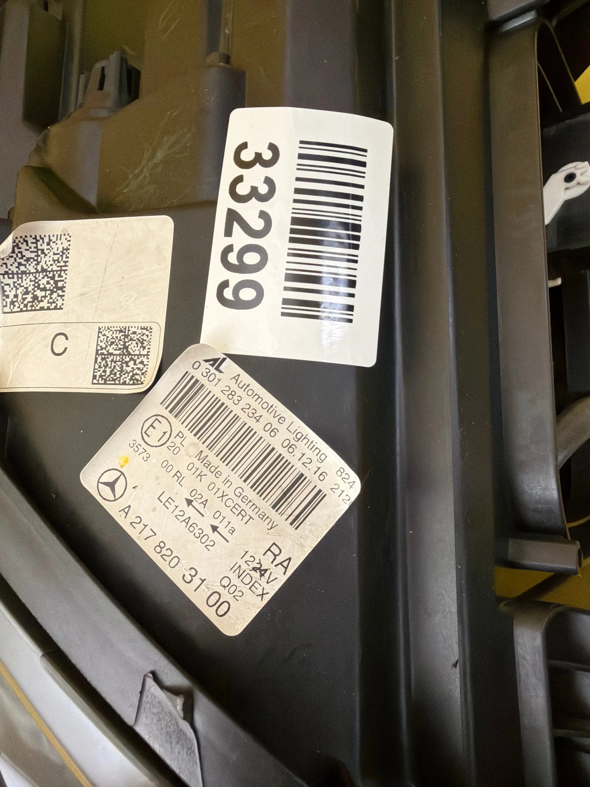 Far dreapta Full LED Coupé OEM 33299 - Image 2