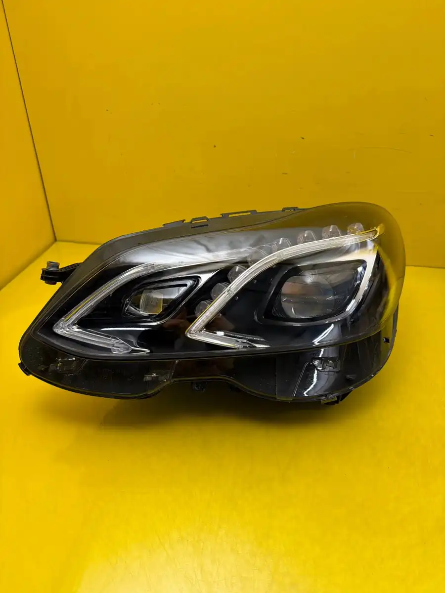 Far Mercedes E-Class W212 Lift Full LED