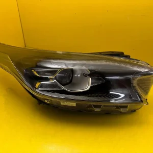 Far Dreapta Kia X-Ceed Full LED