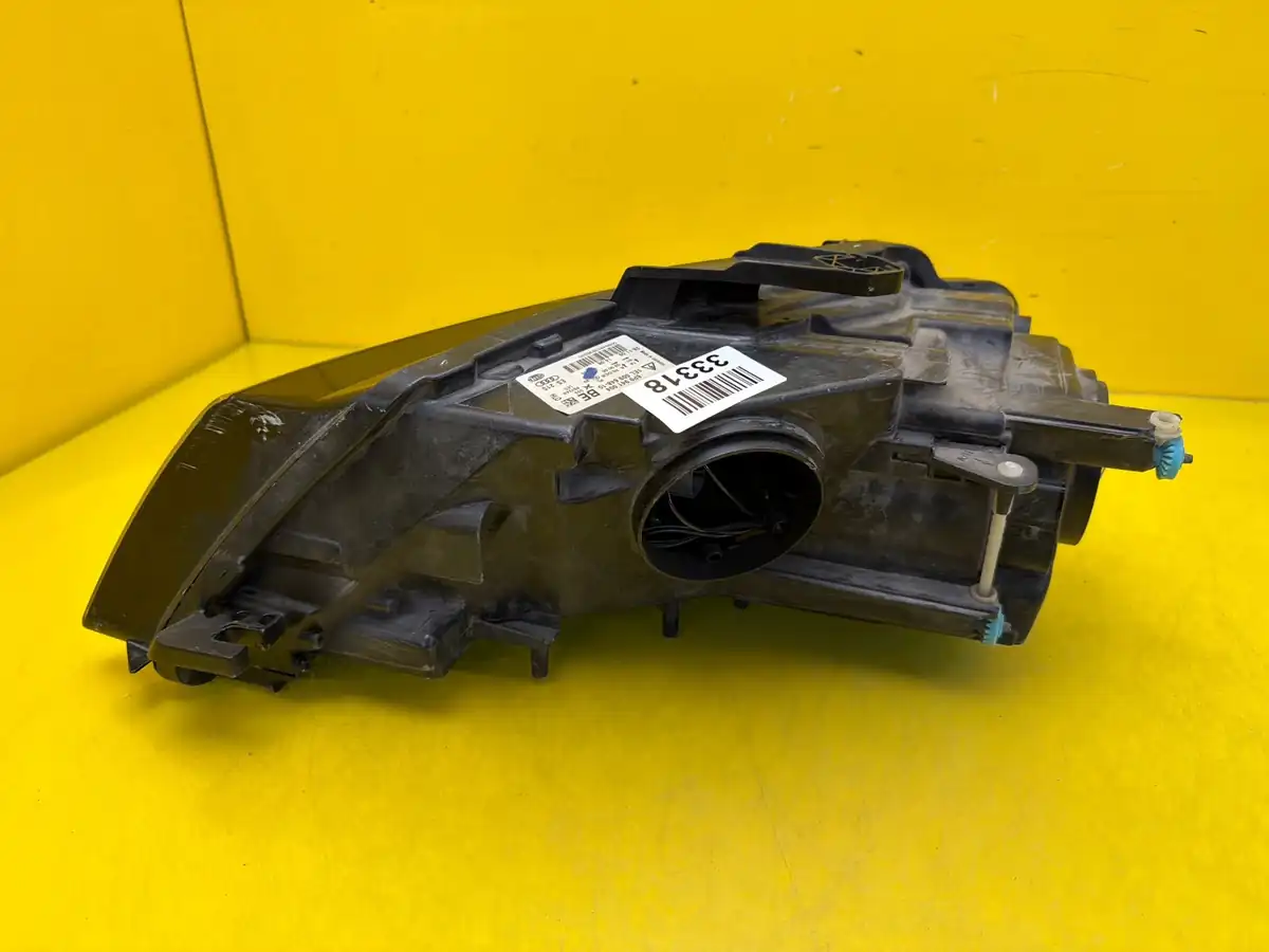 Far Dreapta Audi A3 8P Lift 10 Xenon