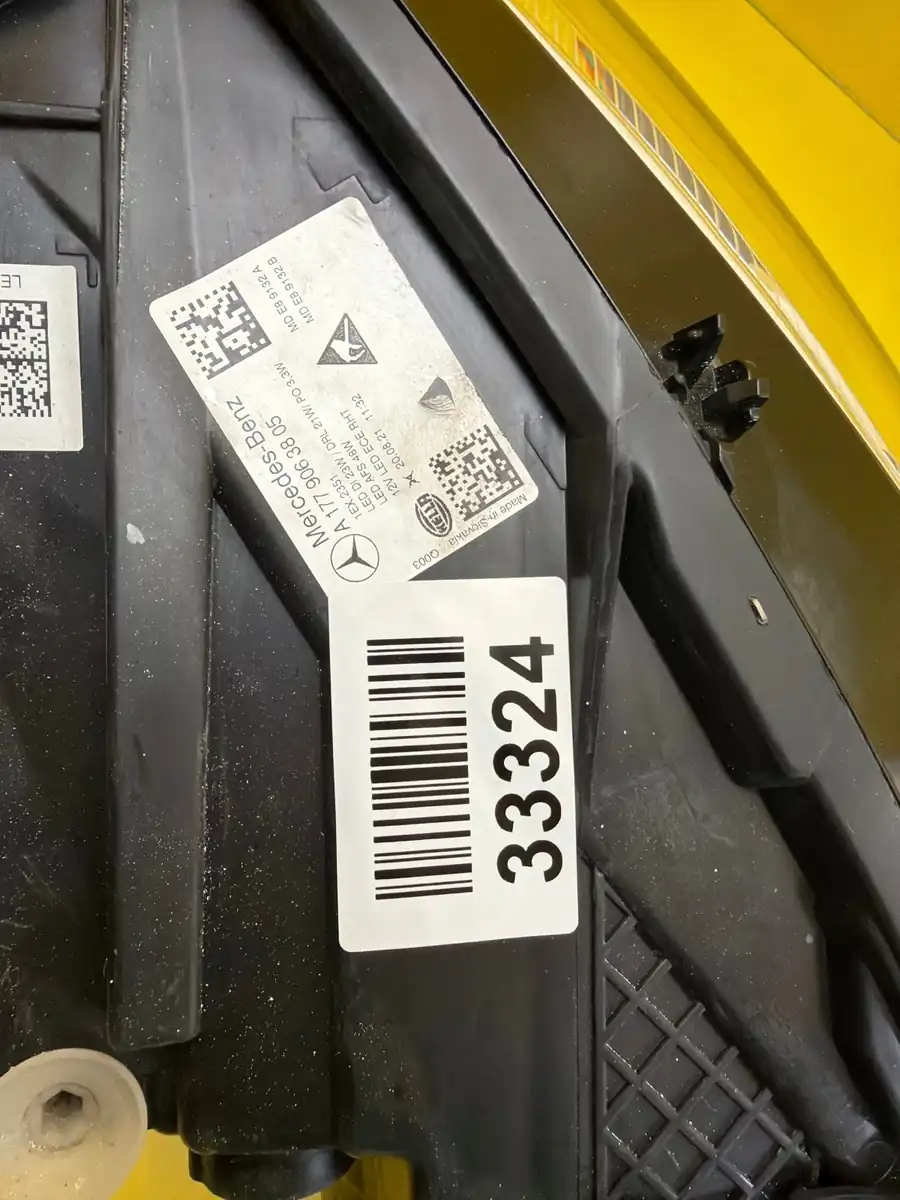 Far Dreapta Mercedes A-Class W177 Full LED