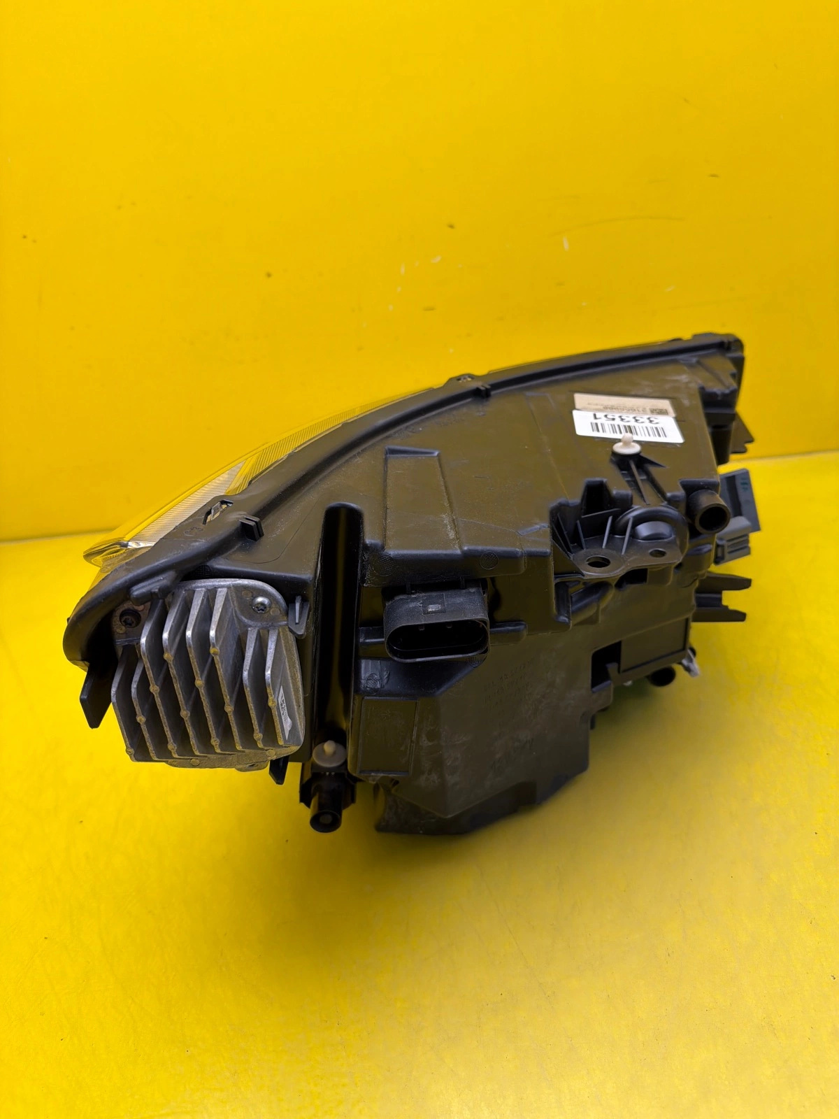 Far stânga LED OEM 33351 - Image 4