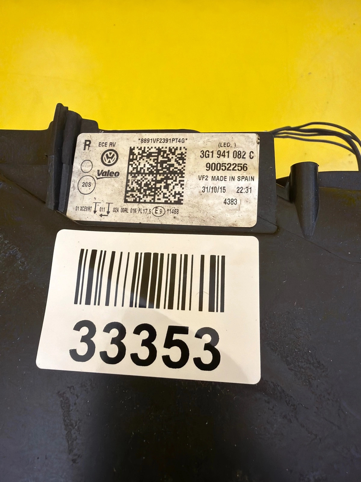 Far dreapta Full LED OEM 33353 - Image 2