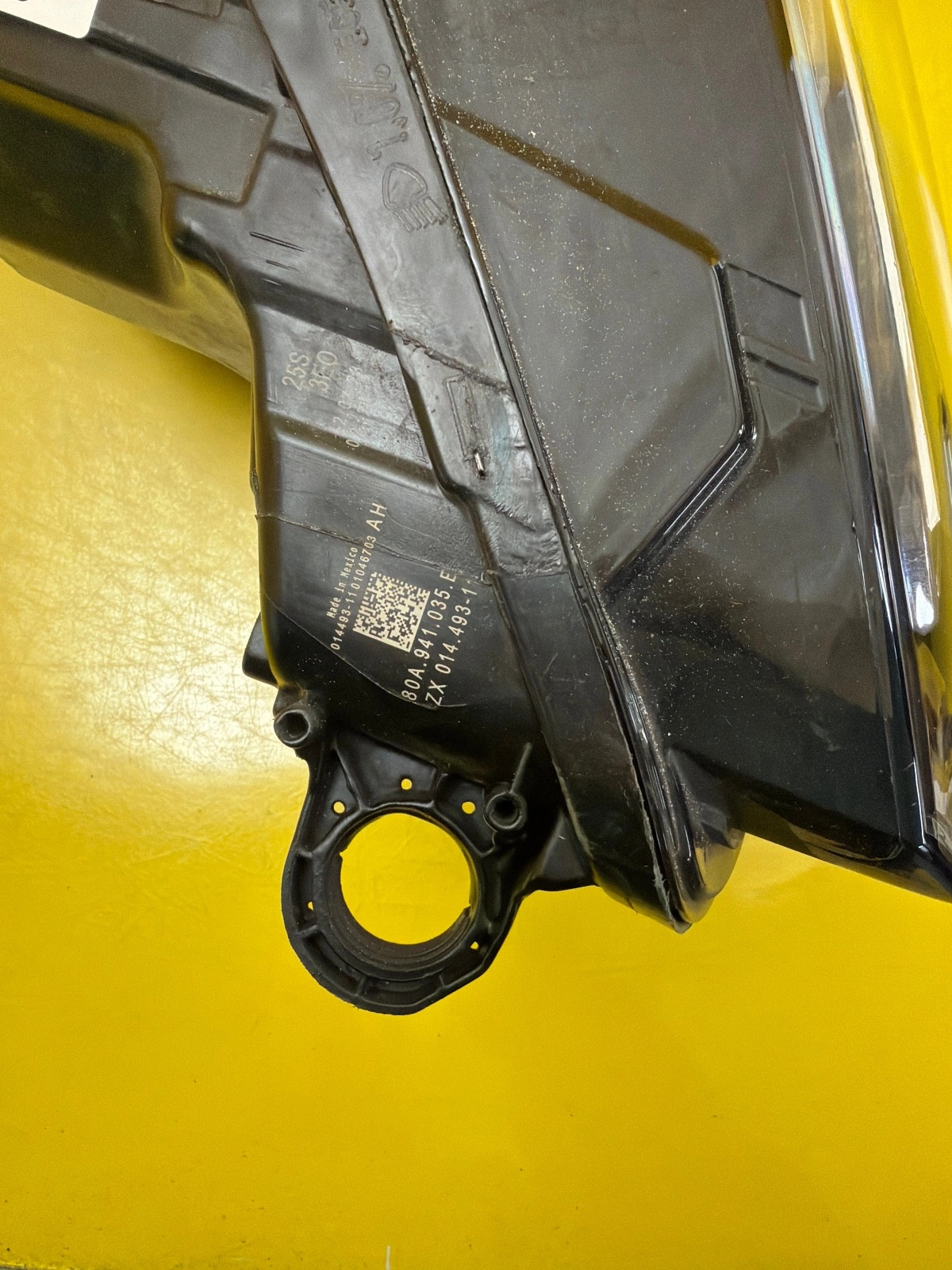Far stânga Facelift OEM 33360 - Image 3