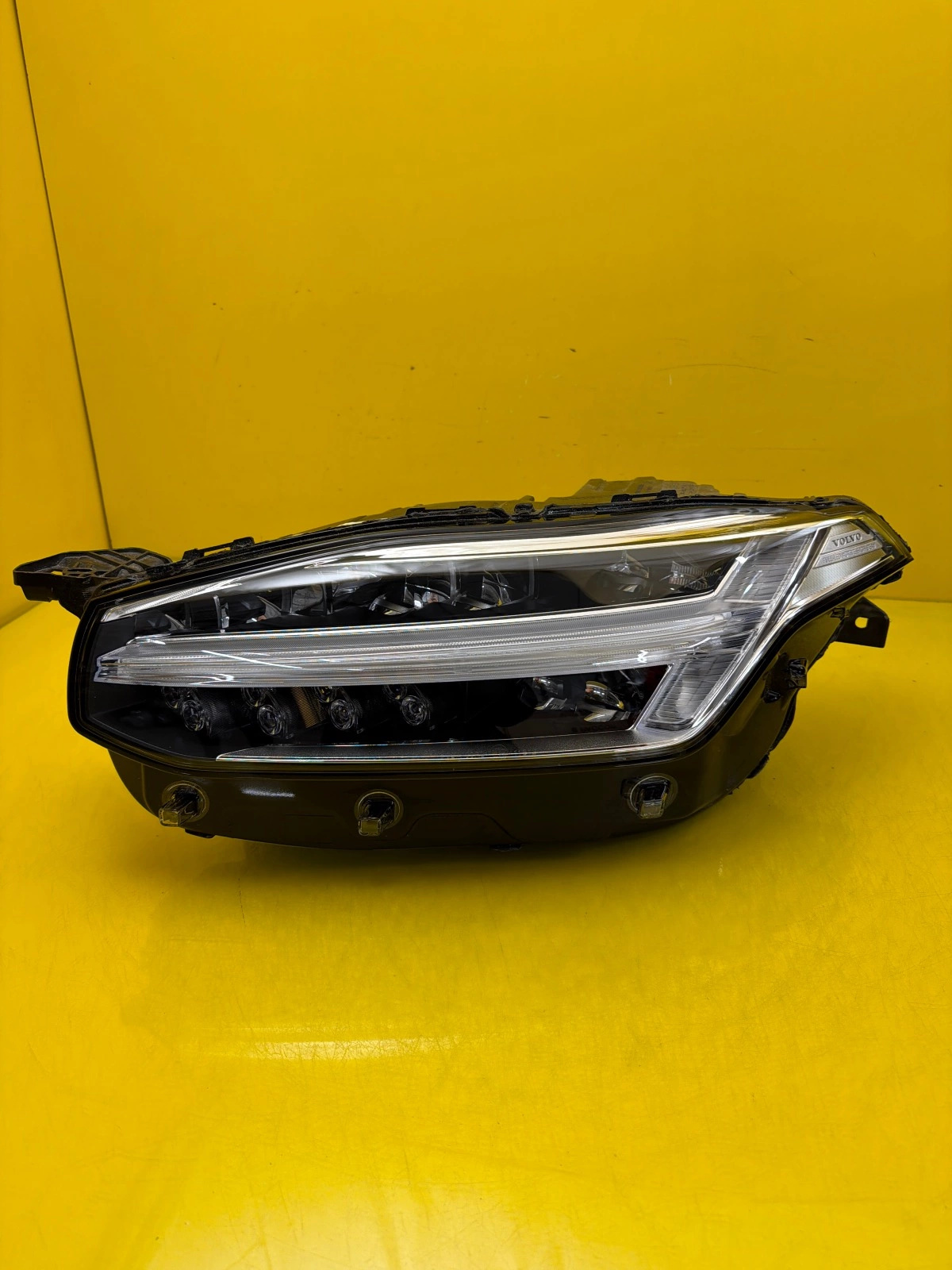 Far stânga Full LED OEM 33373