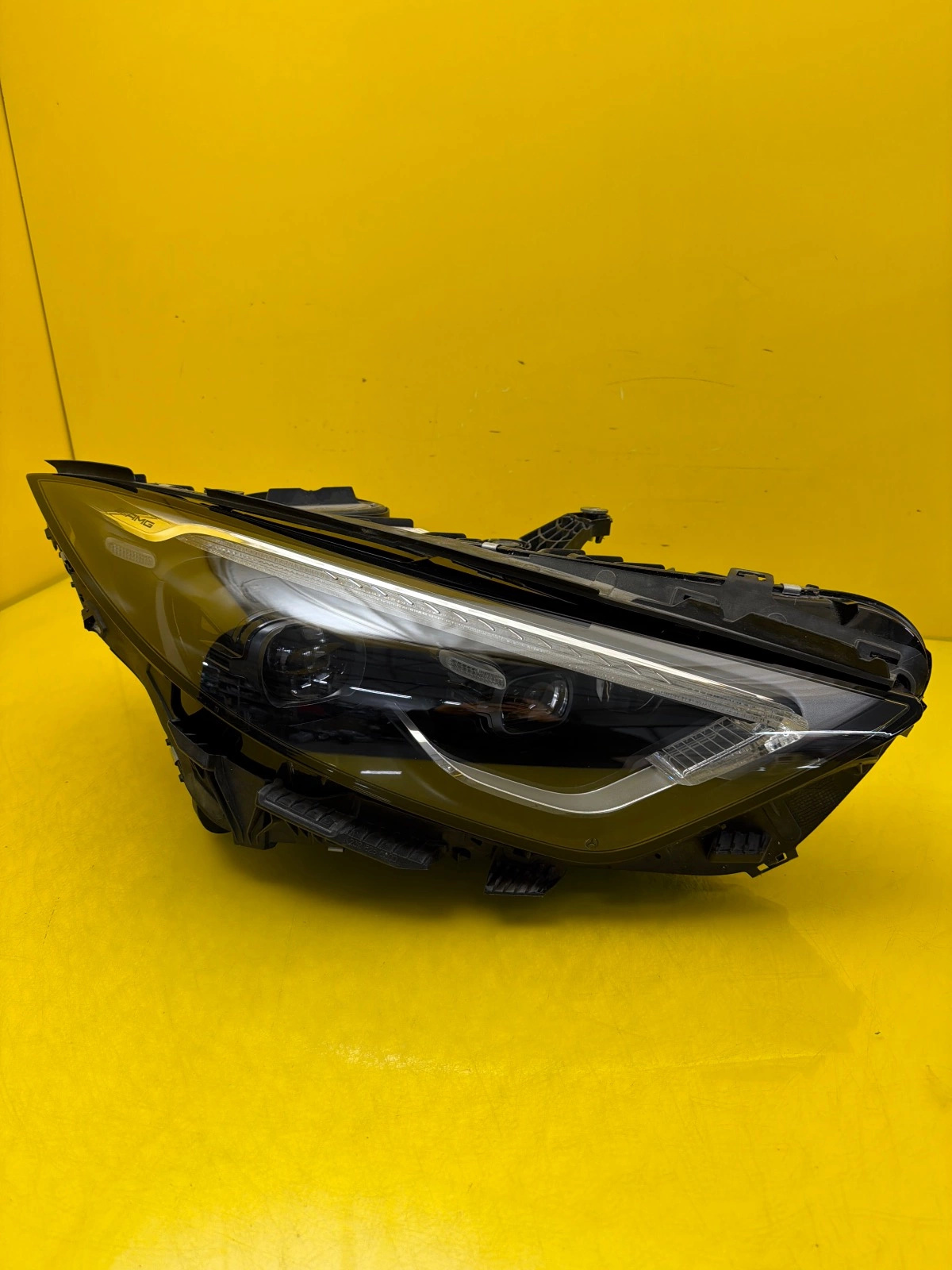 Far dreapta Full LED A232 OEM 33375