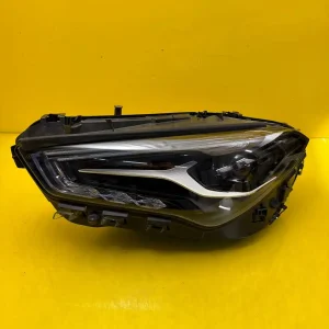 Far Mercedes CLA A118 W118 118 Full LED