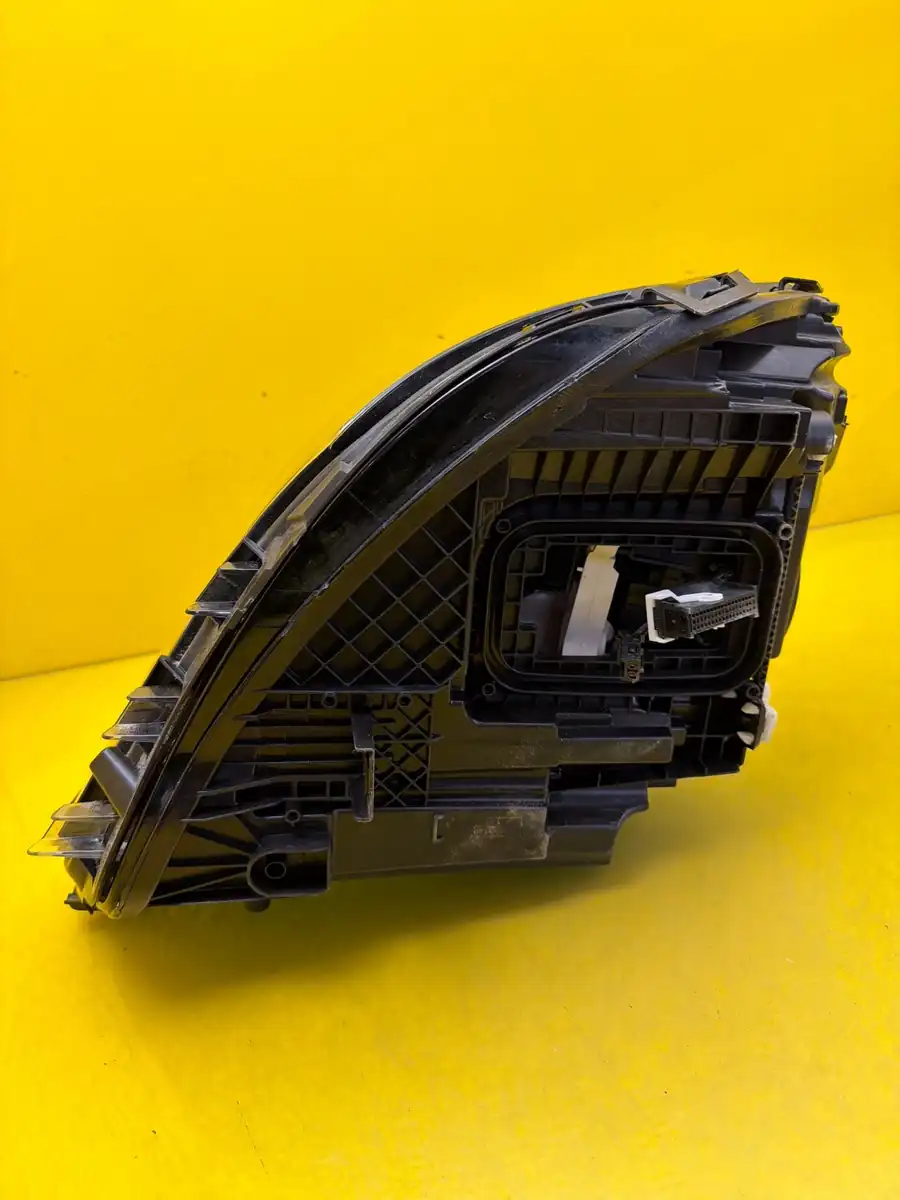 Far Mercedes CLA A118 W118 118 Full LED