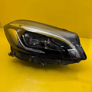 Far Dreapta Mercedes A-Class W176 Lift 15 LED