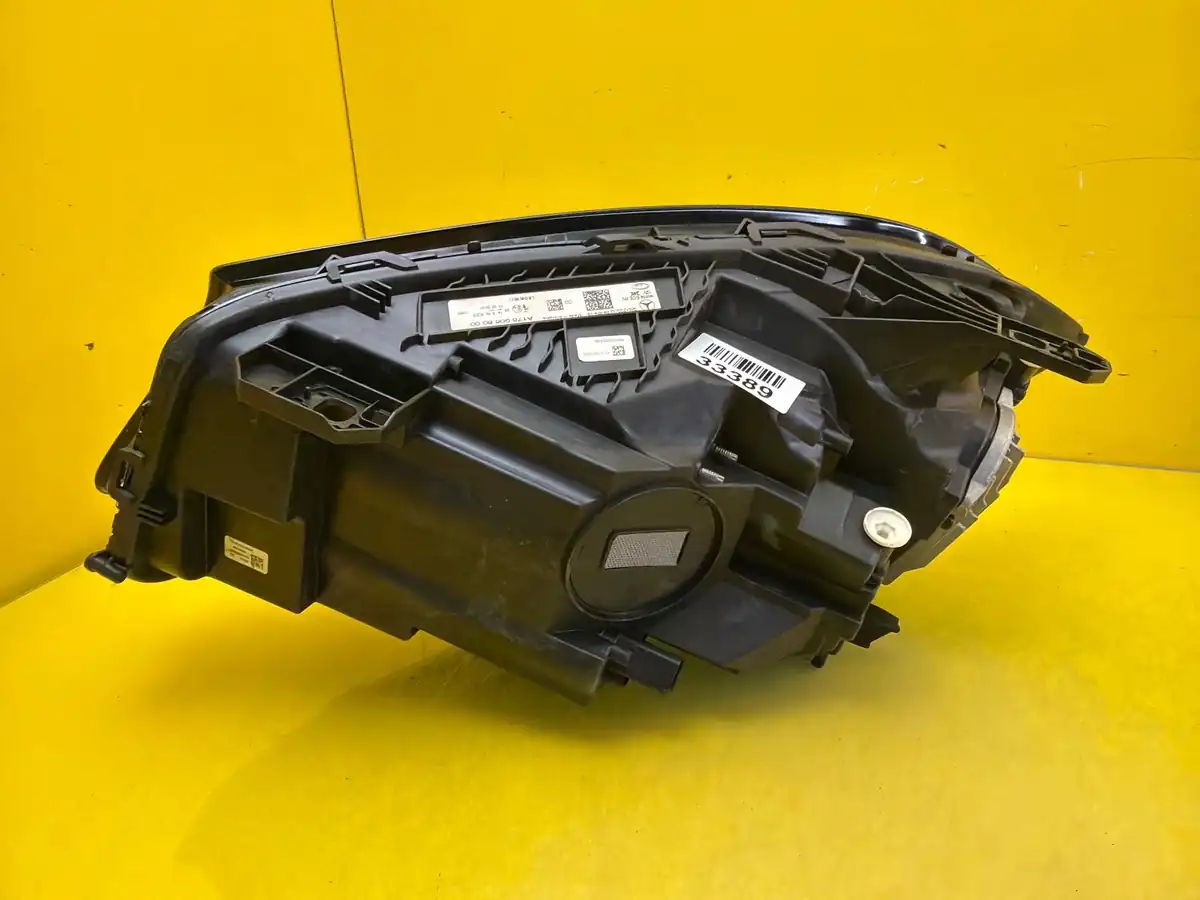 Far Dreapta Mercedes A-Class W176 Lift 15 LED