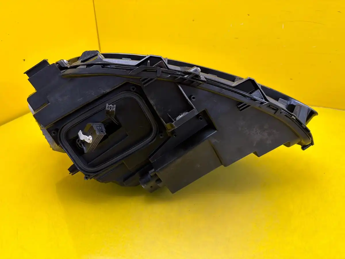 Far Dreapta Mercedes A-Class W176 Lift 15 LED