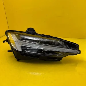 Far Dreapta Volvo S60 V60 Full LED