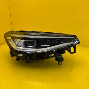 Far Dreapta VW ID4 Full LED