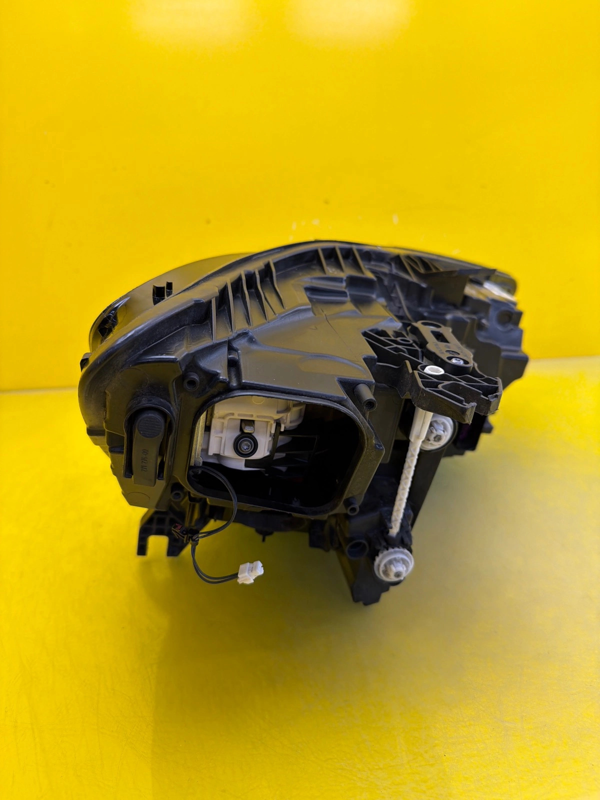 Far stânga Full LED Facelift OEM 33410 - Image 4