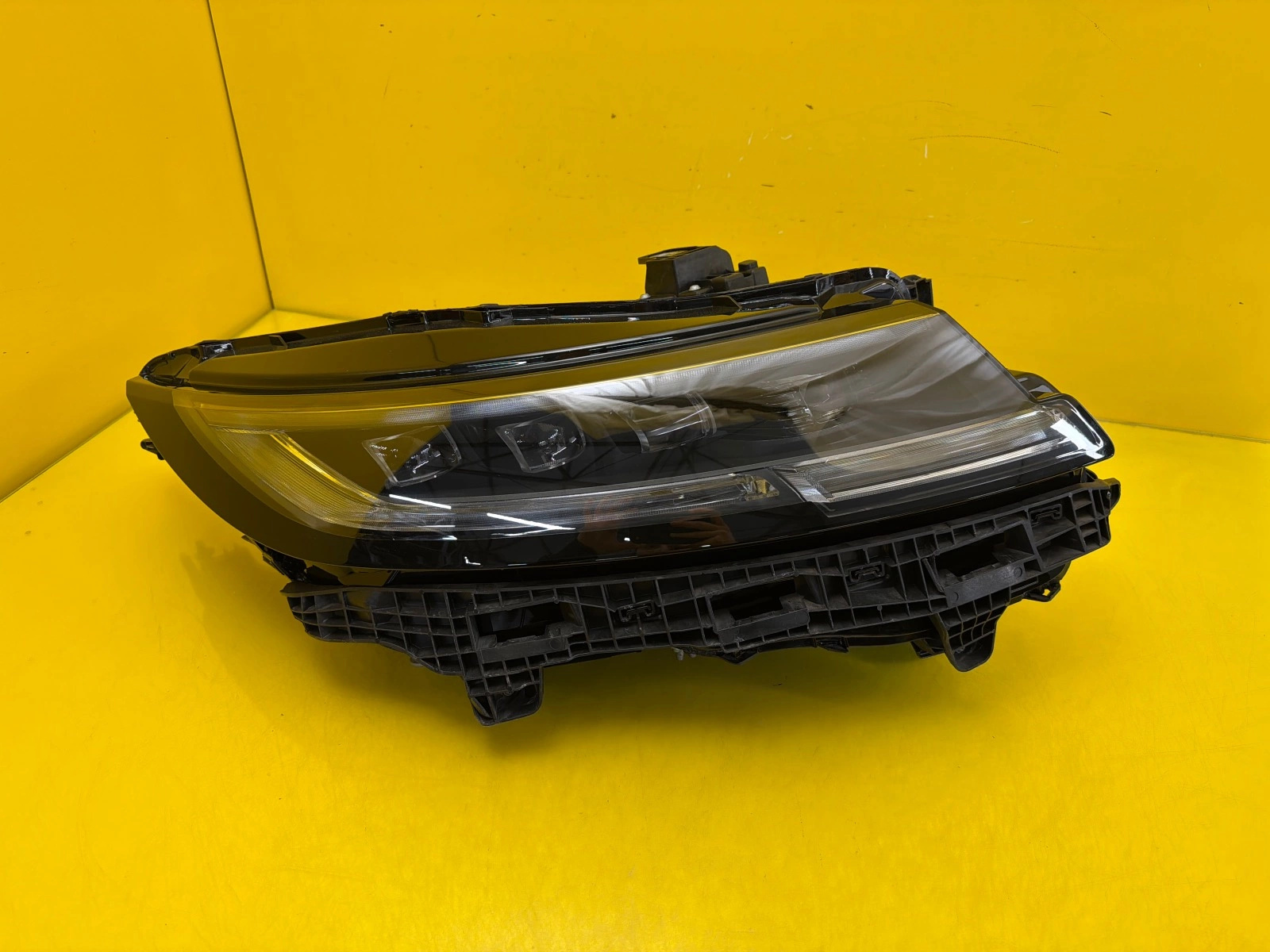 Far Dreapta Land Rover Range Rover Sport L461 Full LED