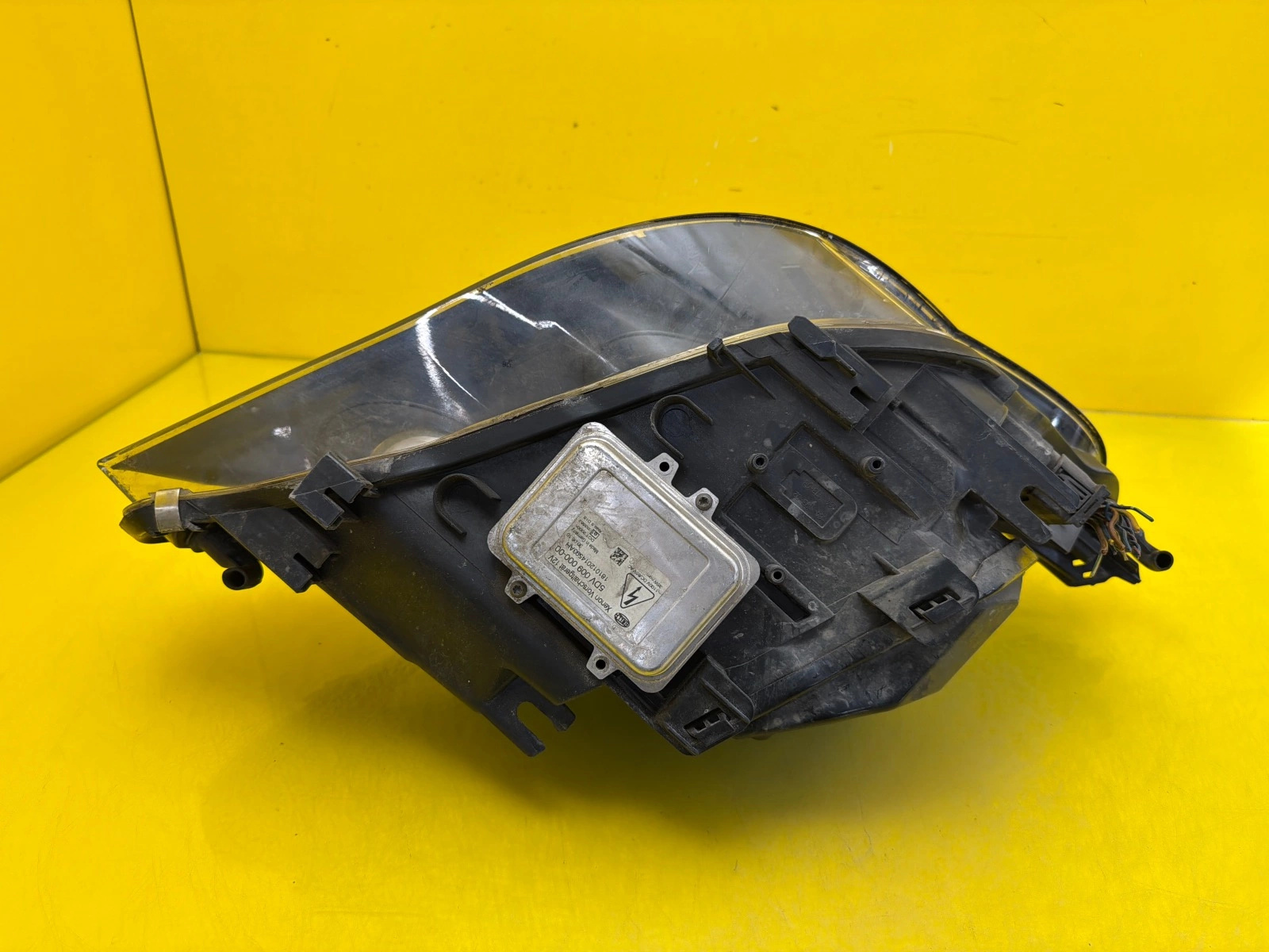 Far stânga Bi-Xenon E60 Facelift 2007-2010 OEM 7177751-08 - Image 5