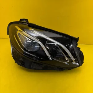 Far Dreapta Mercedes E-Class W213 Halogen