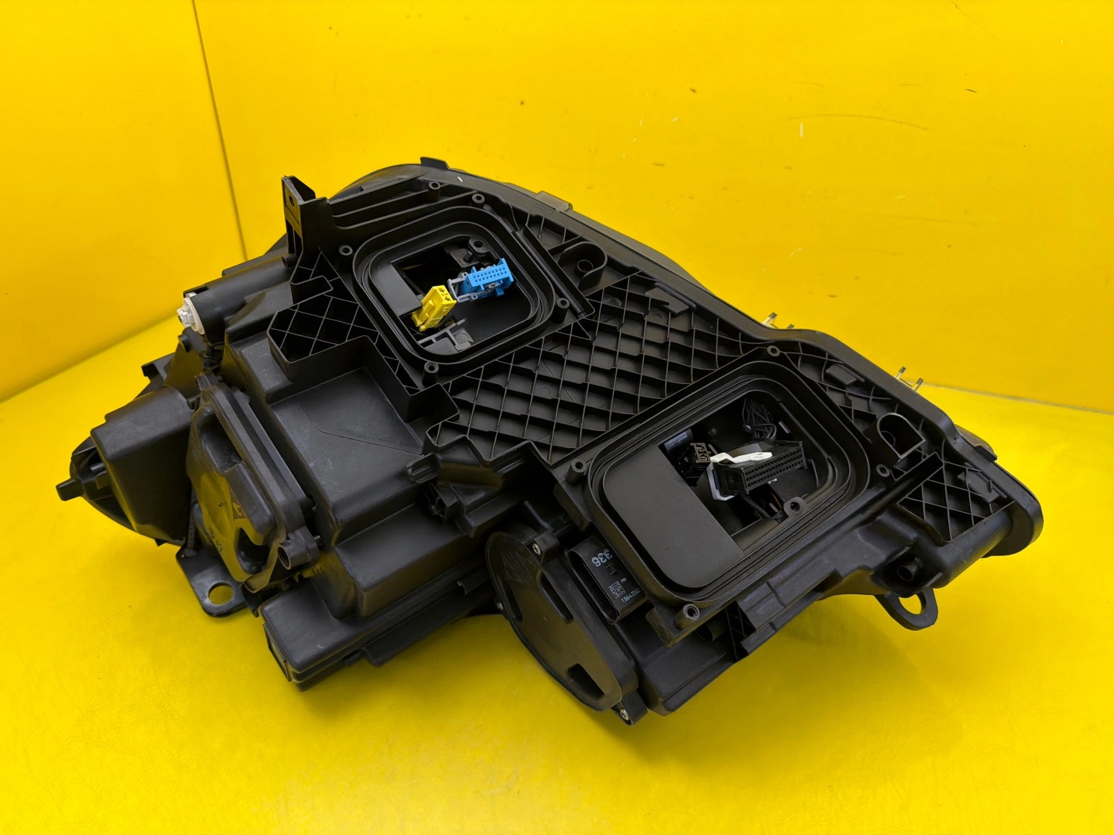 Far dreapta Full LED Cabrio OEM 33424 - Image 4