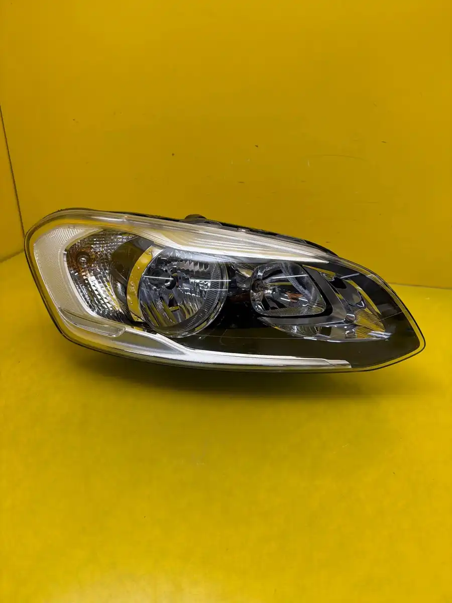 Far Dreapta Volvo Xc60 Lift