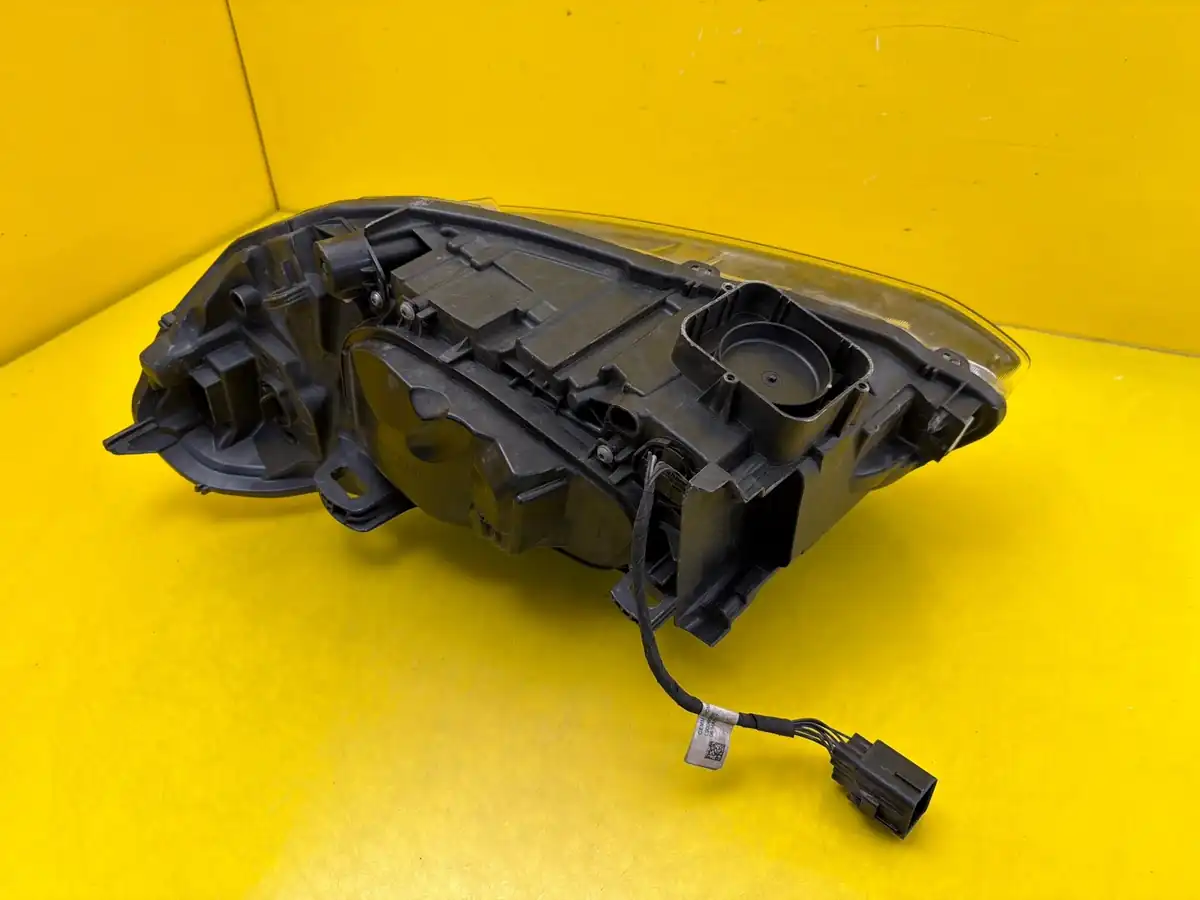 Far Dreapta Volvo Xc60 Lift