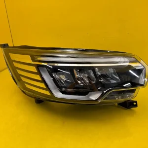 Far Dreapta Renault Trafic IV Full LED