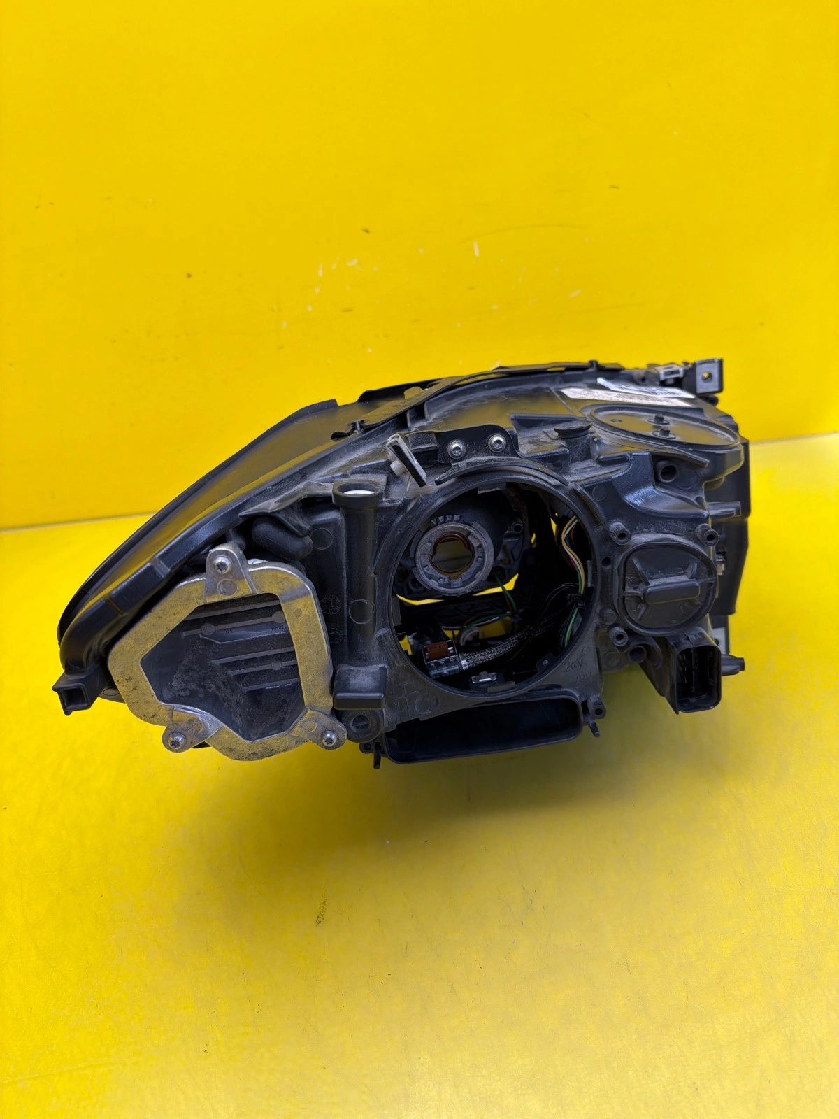 Far stânga Xenon BMW Seria 5 F10 OEM 7203245-19 - Image 4