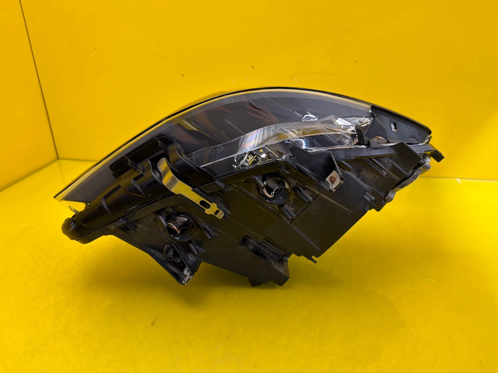Far stânga Xenon BMW Seria 5 F10 OEM 7203245-19 - Image 5