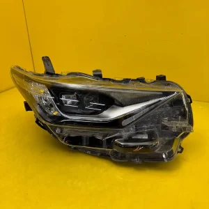 Far Dreapta Toyota Auris II 2 Lift Full LED