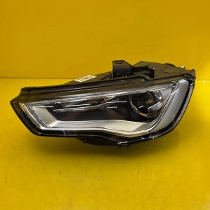 Far stânga Xenon 2012-2015 OEM 33468