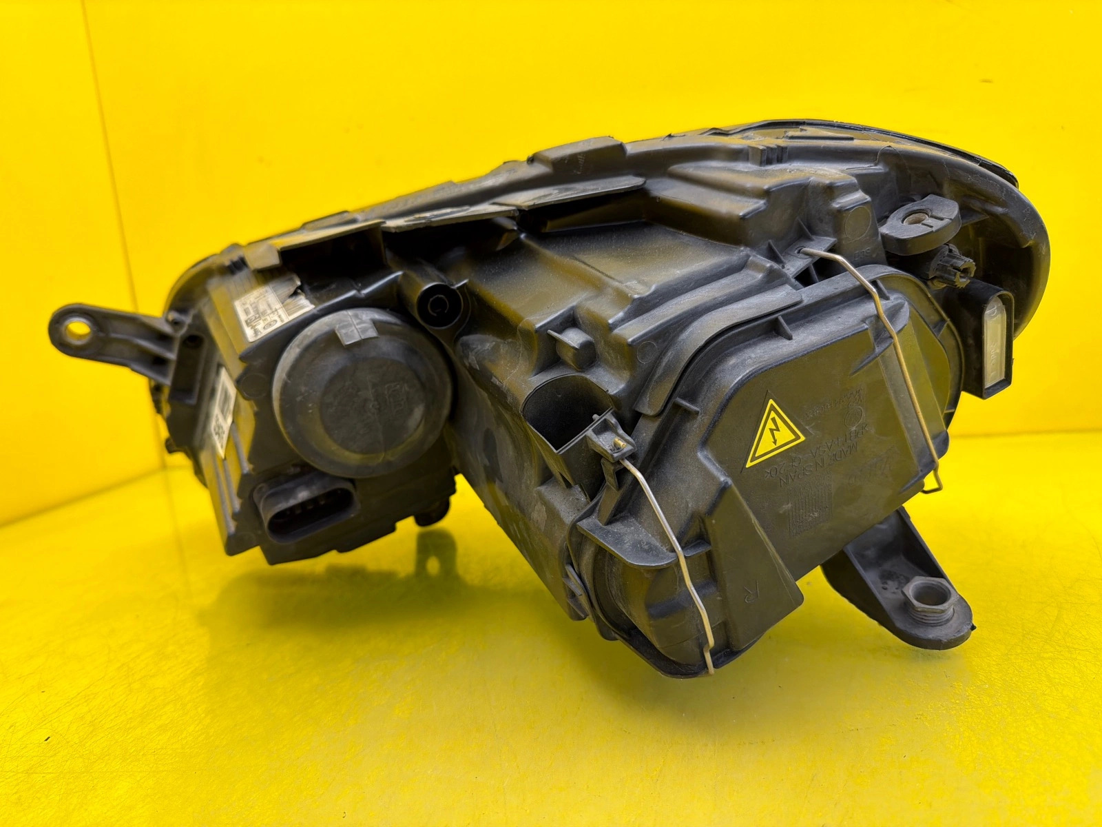 Far dreapta LED Xenon OEM 33475 - Image 4